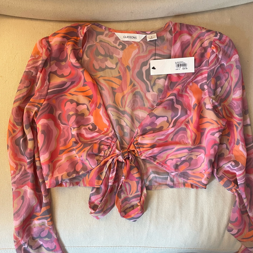 NWT GLASSONS squiggle floral blouse with front tie. AUS Size 6 / US size 2 aprx